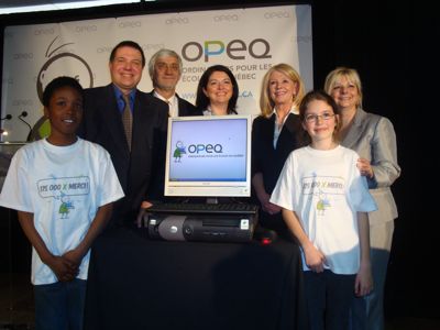 L’OPEQ aide à pallier le manque d’ordinateurs dans les écoles
