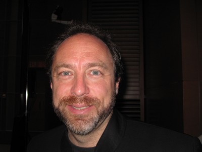 Jimmy Wales prêche pour un Web ouvert et libre de censure