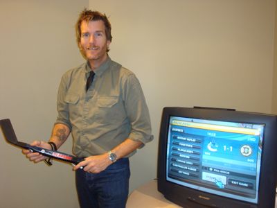 Entretien avec  Joe Nickolls (EA Vancouver), producteur d’EA Slapshot, le premier tir au but d’EA sur la Wii