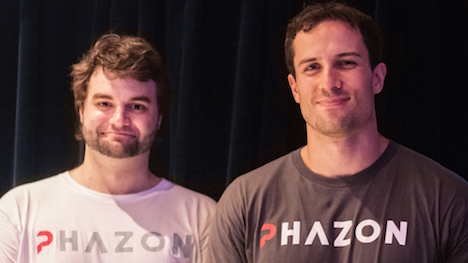 La startup montréalaise Phazon présente les premiers écouteurs sans fil à taille universelle