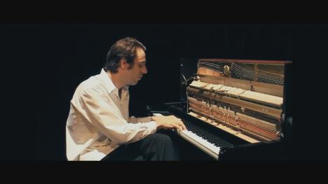 « Shut up and play the piano », un film sur Chilly Gonzales prendra l’affiche le 5 octobre