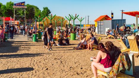 Le Village au Pied-du-Courant appelle les Montréalais et Montréalaises à réinventer la plage