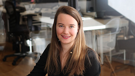 Hamak recrute Sophie Naert en tant que directrice de compte et stratège numérique