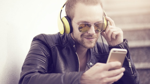 L’écoute en ligne de musique connaît une année charnière en 2021