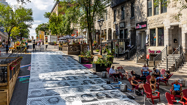 Le camion photomaton des « Visages de Montréal » continue de sillonner les rues de Montréal