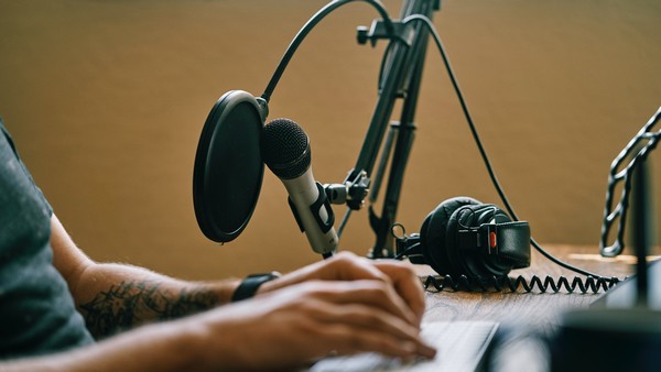 Conseils d’experts pour créer et promouvoir son podcast au Canada