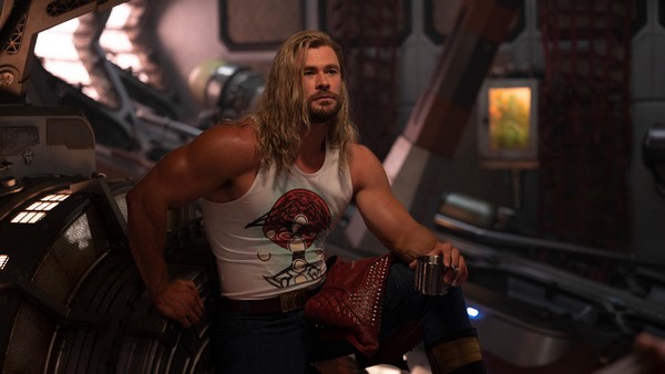  « Thor : Love and Thunder » garde la tête du box-office québécois