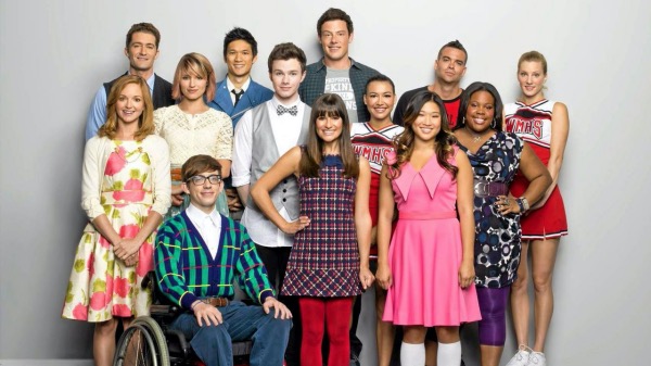 La série musicale « Glee » débarque sur ELLE Fictions