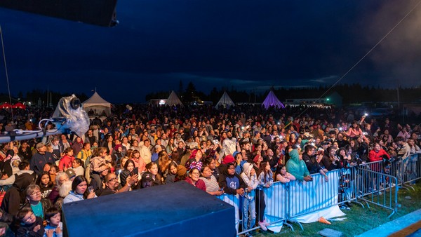 Québec octroie 230 000$ au Festival Innu Nikamu