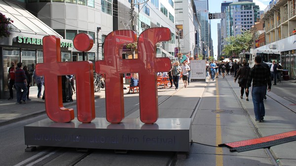 Le milieu du cinéma demande au TIFF de se séparer de la RBC